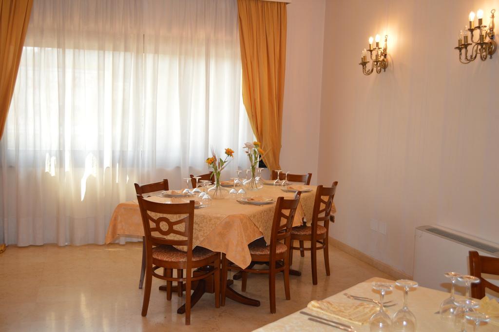 Hotel Delle Palme Фальконе Екстер'єр фото